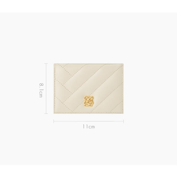 L-quilting en cuir bifold demi-portefeuille