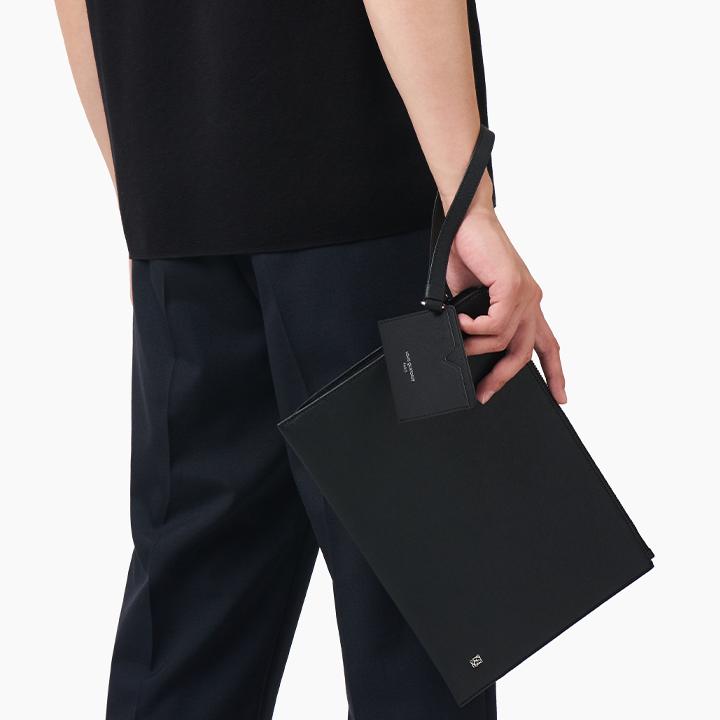 Formal Crossgrained Leather Messenger Bag – LOUIS QUATORZE